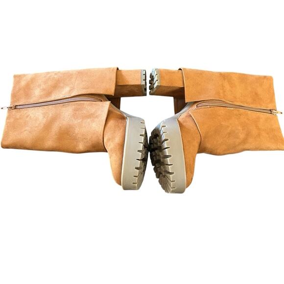 INC International Concepts Foldover Cuffed Lug Sole Ankle Boots NEW 7.5 - Picture 7 of 10